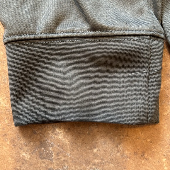 Nike Kids Jogger Pants - Gray Size Medium Ages 10-12 with pockets and drawstring - Picture 4 of 9